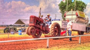 Antique Tractor_800x450